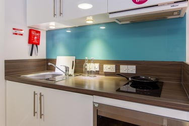 1 bed studio, Lower North Street, City Centre, Exeter, EX43EU - Image 8